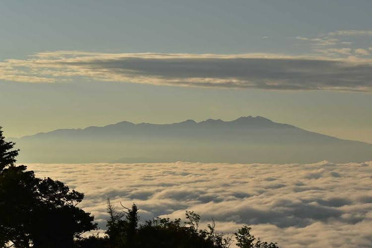 猪臥山