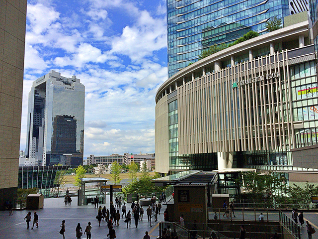 東海道線ＪＲ大阪駅周辺の観光写真